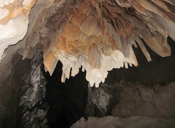 Caves in the Deua National Park