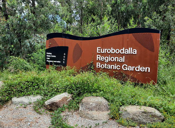 Entrance sign Eurobodalla Botanic Garden
